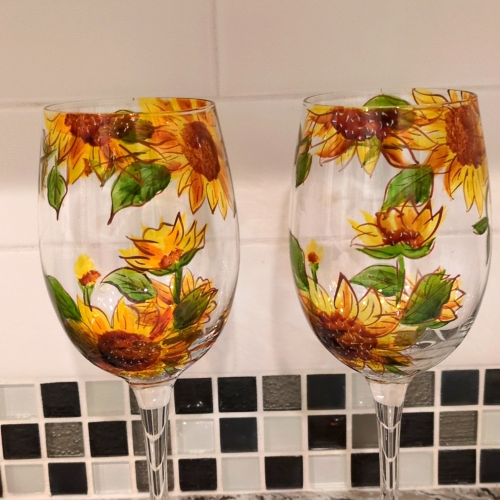 2 Hand- Painted Wine Glasses- Sunflowers,- Excellent Condition